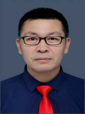 王钦龙(1).png
